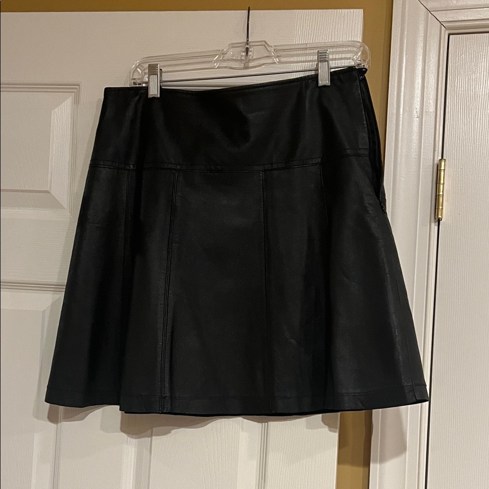 Elegant Black faux leather Women's Skirt